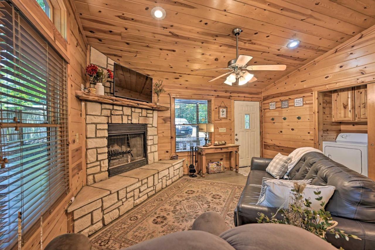Broken Bow Azalea House - Forest Gem With Hot Tub! Exterior photo