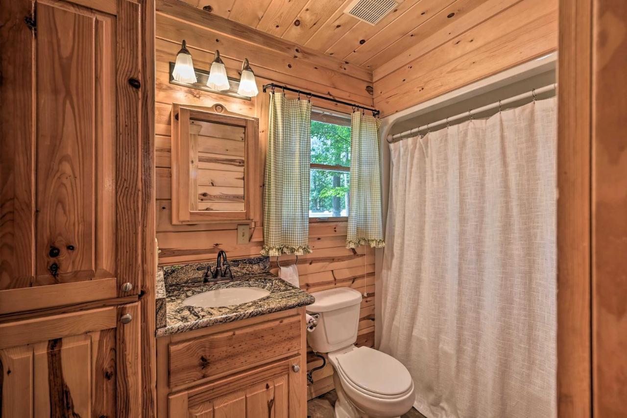 Broken Bow Azalea House - Forest Gem With Hot Tub! Exterior photo
